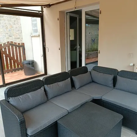 Holiday home Maison Centre De Mere Eglise *